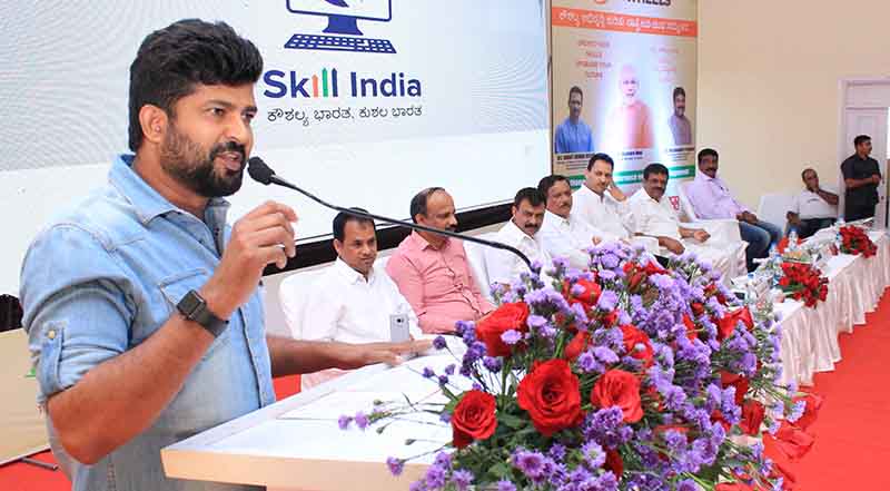 ಯುವ ಸಮೂಹದ ಭವ್ಯ ಭವಿಷ್ಯದ ದಿಕ್ಕು ‘ಸ್ಕಿಲ್ ಆನ್ ವೀಲ್’: ಸಂಸದ ಪ್ರತಾಪ್ ಸಿಂಹ